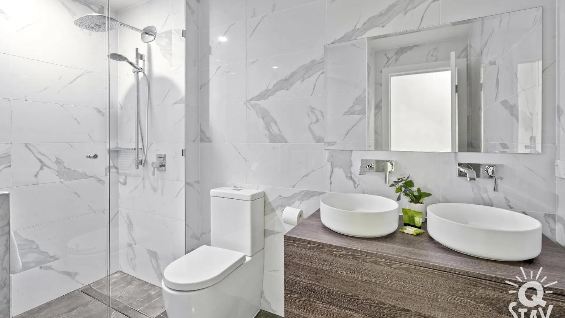 Hotel Ruby - 2 Bedroom Penthouse In Surfers Paradise! Gold Coast
