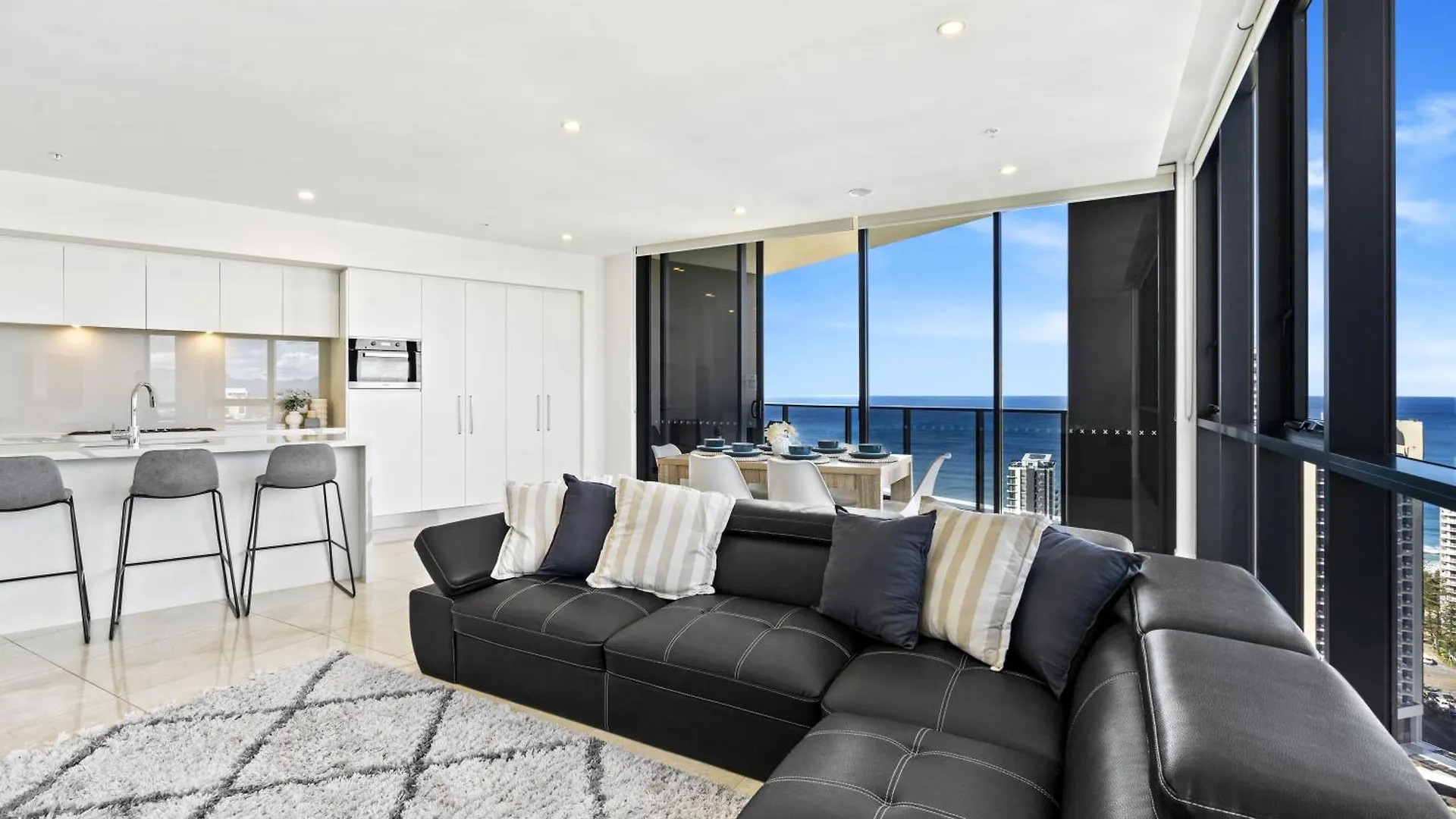 Ruby - 2 Bedroom Penthouse In Surfers Paradise! Gold Coast